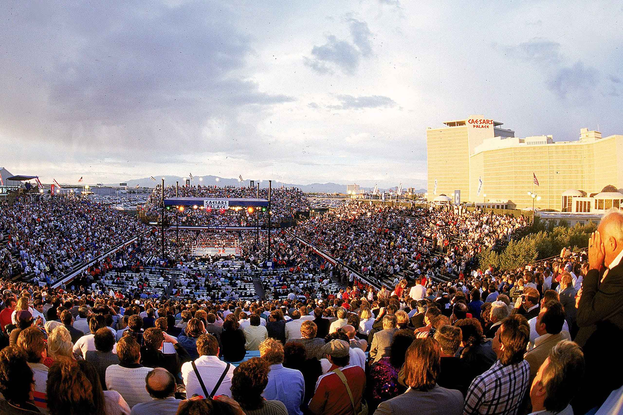 Caesars palace boxing open arena in las vegas