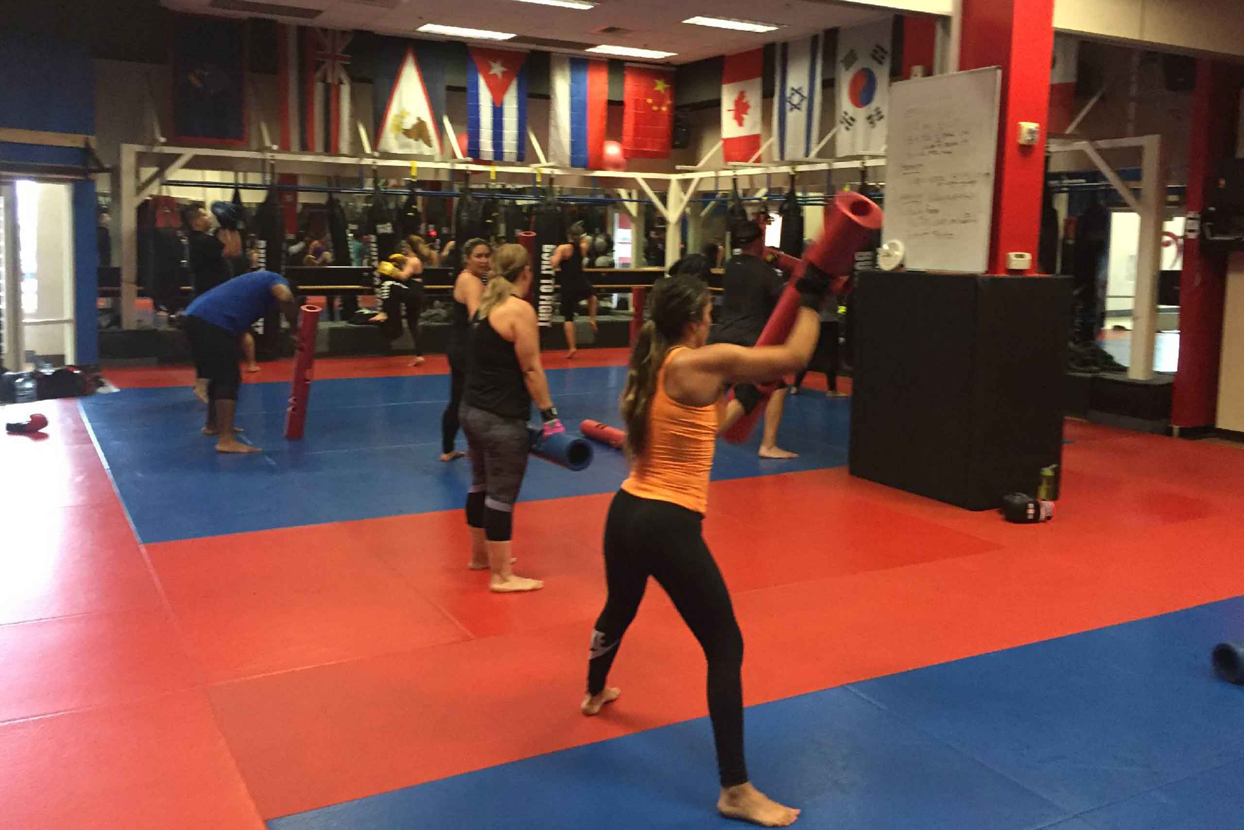 mma fighters training in fasi sports mma gym las vegas